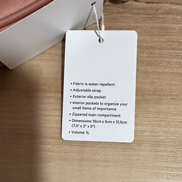 lululemon city essentials mini shoulder bag - Picture 5 of 6